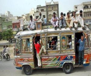 пазл Карачи автобус